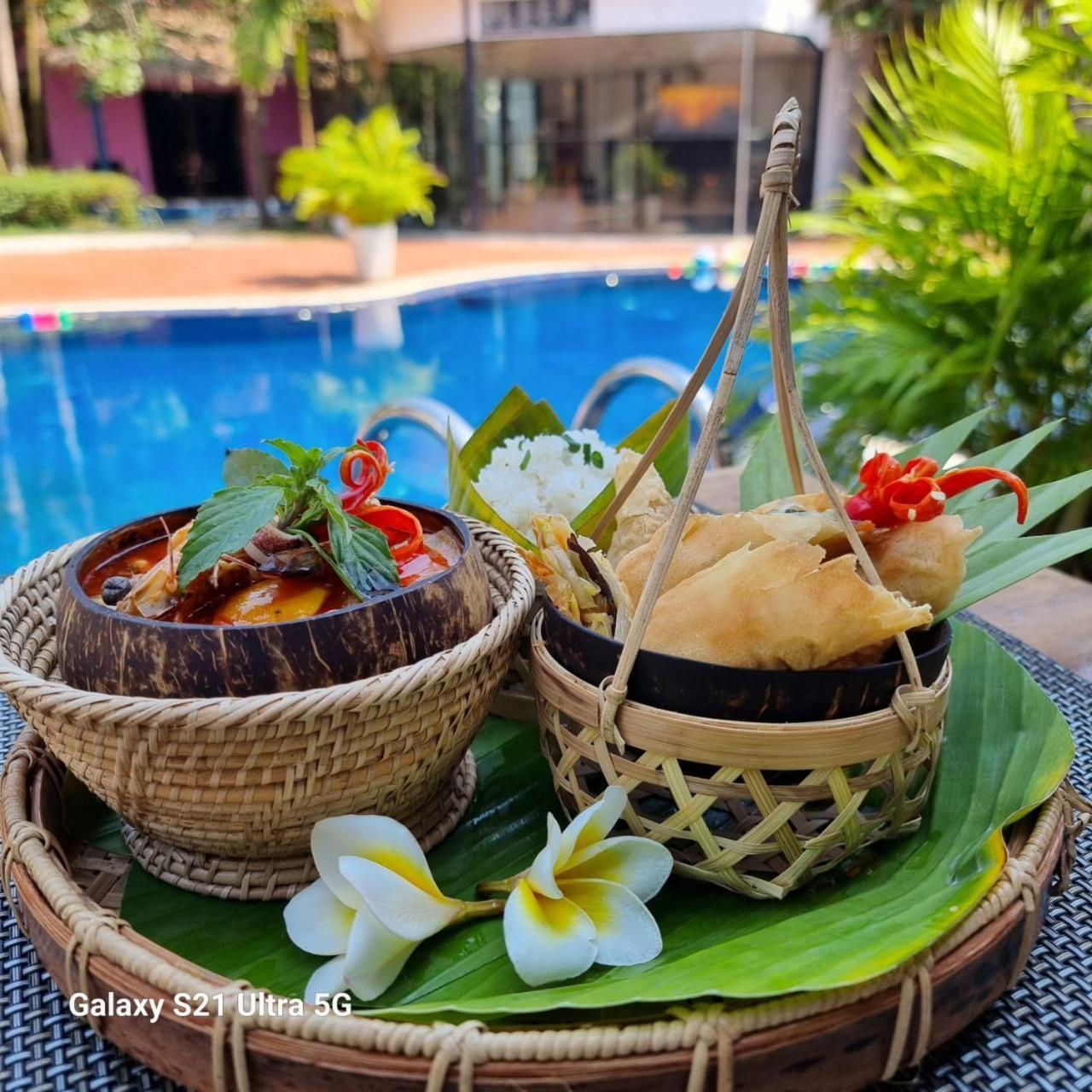 Mittali Beach Hotel Sihanoukville Exterior photo